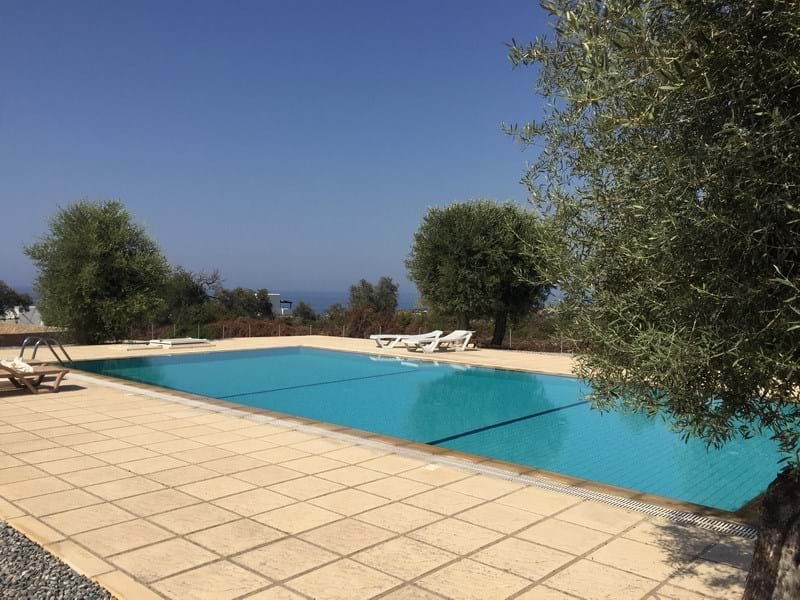 3 bedroom resale bungalow + communal pool + fully furnished + BBQ