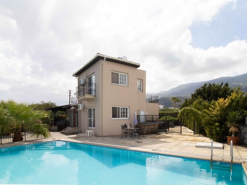 3 bedroom villa + private swimming pool + fully furnished + 300 meters from the sea + sea and mountain views