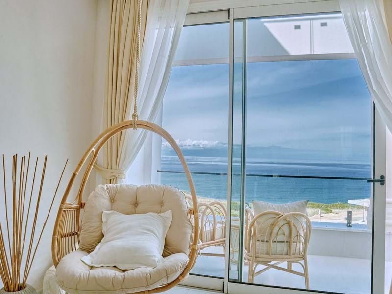 2 bedroom Modern and LUXURY seafront penthouses with communal pool + roof terrace with built-in kitchen and jacuzzi
